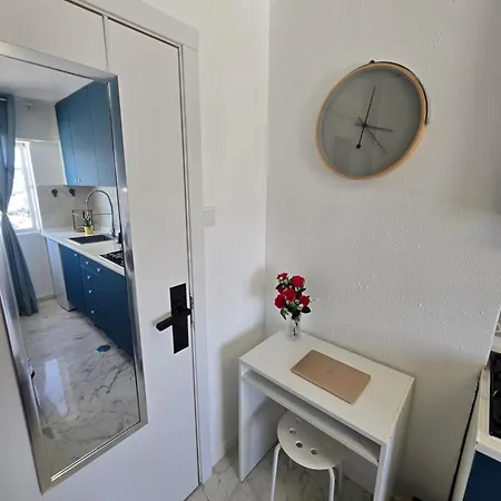 Blue Studio - Ac - Cozinha Privativa - Wc Partilhado - Eficacia Living - Abrantes Vendégház Abrantes